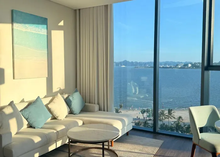 21homestay Bay Sea View, Marina Beach, Alacarte Hạ Long